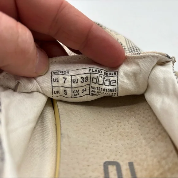 Hey Dude Wendy Plaid Beige Women’s Size 7 121410558 Casual Comfort Slip On Shoes - Picture 16 of 16